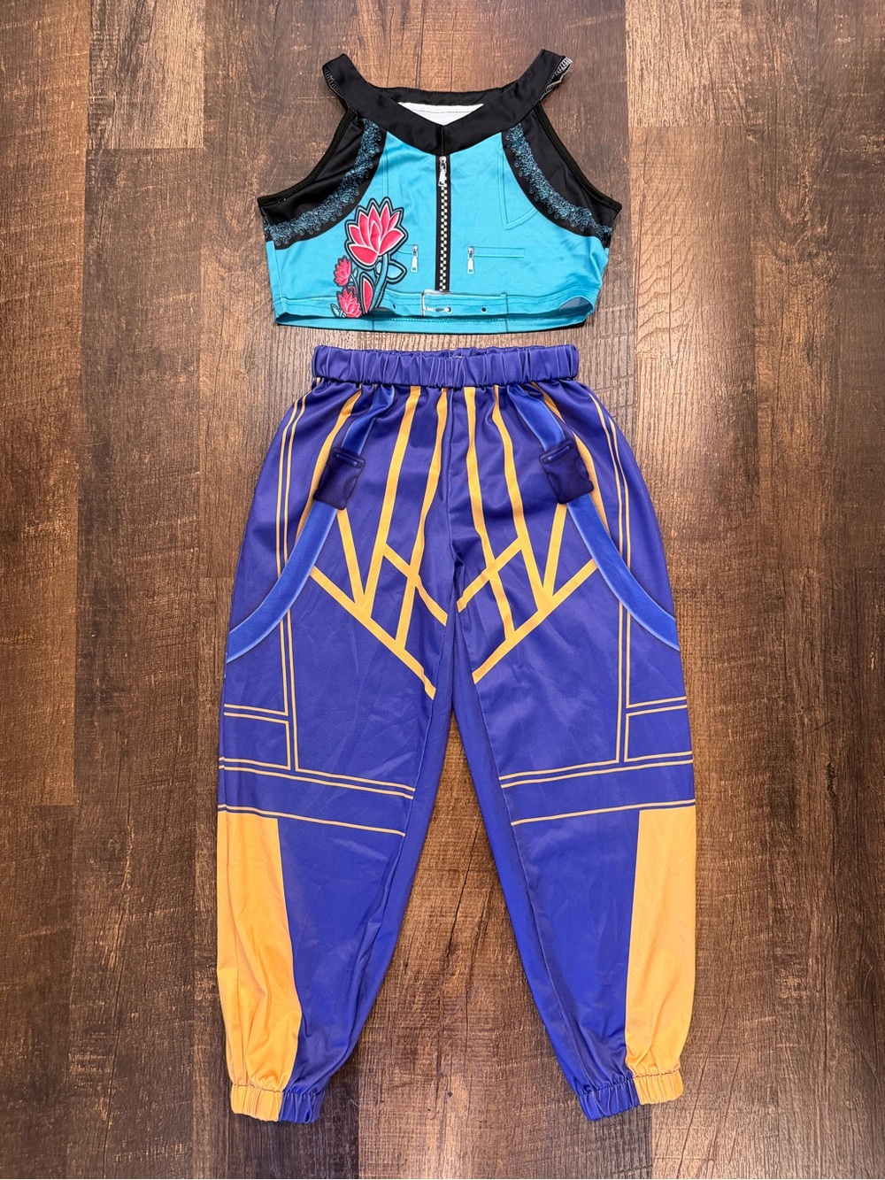 K-pop demon hunters Zoey streetwear costume girls size small